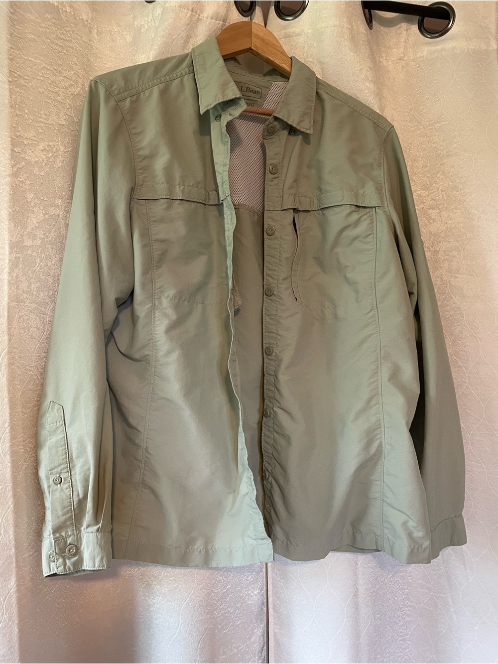 L.L. Bean Pale Green Lightweight Button-Up Shirt Jacket